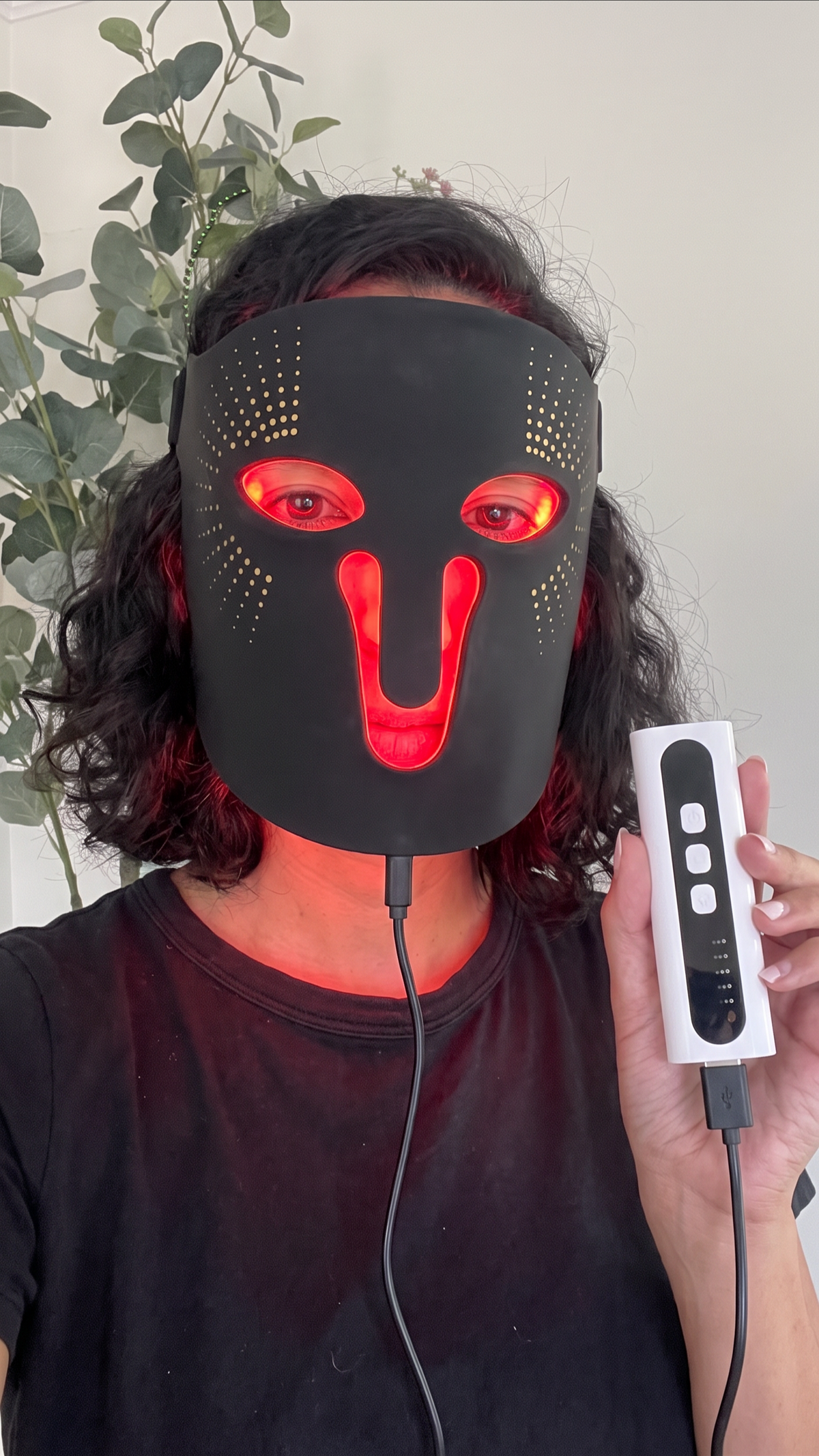 Vera Prisma – 7 Wavelength 3-in-1 Wearable LED Light Therapy System, Face Mask, Neck & Eye Attachments, 400+ LEDs, Red & Near-Infrared Light Therapy